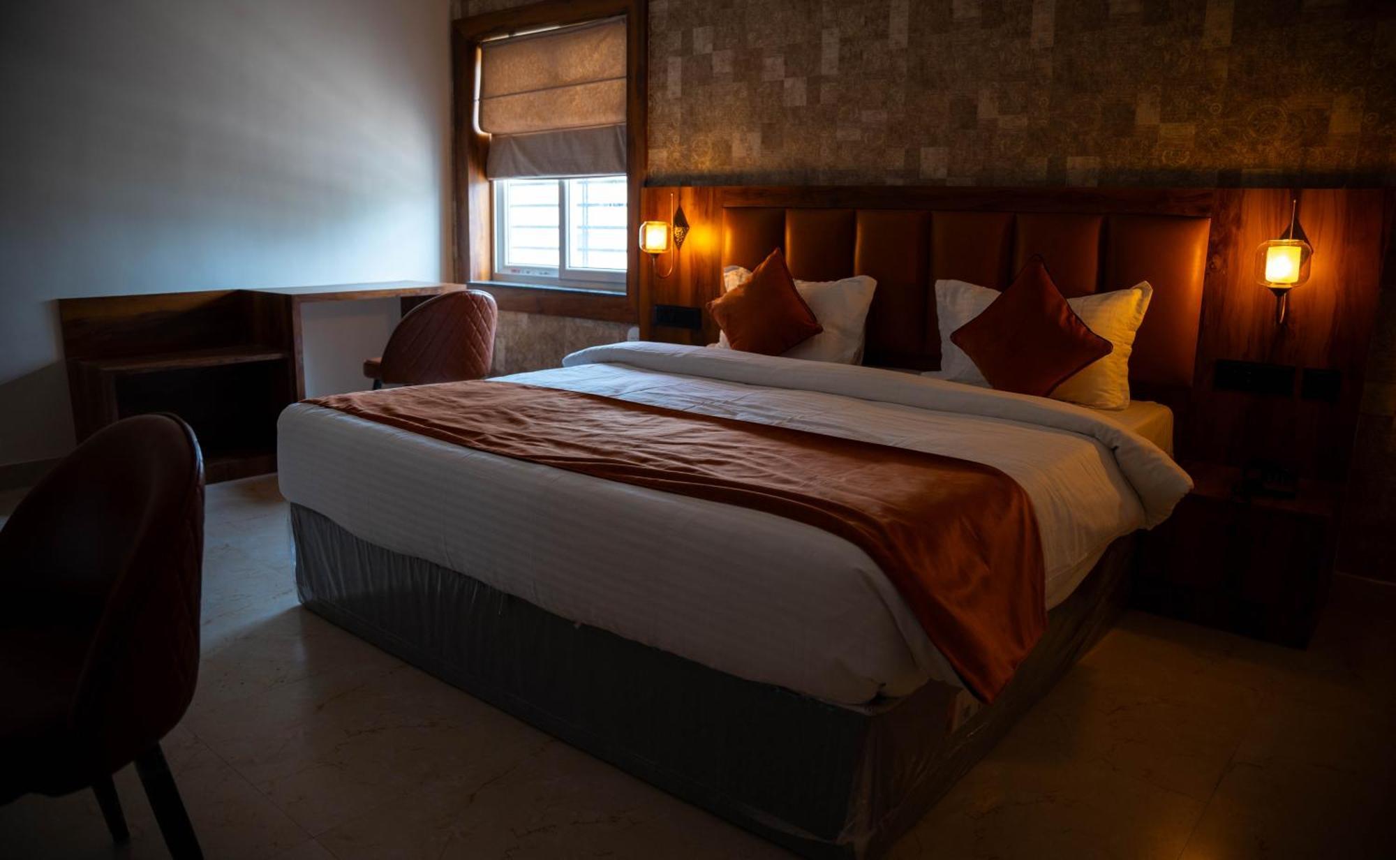 Hotel Orange Bhubaneswar Bagian luar foto