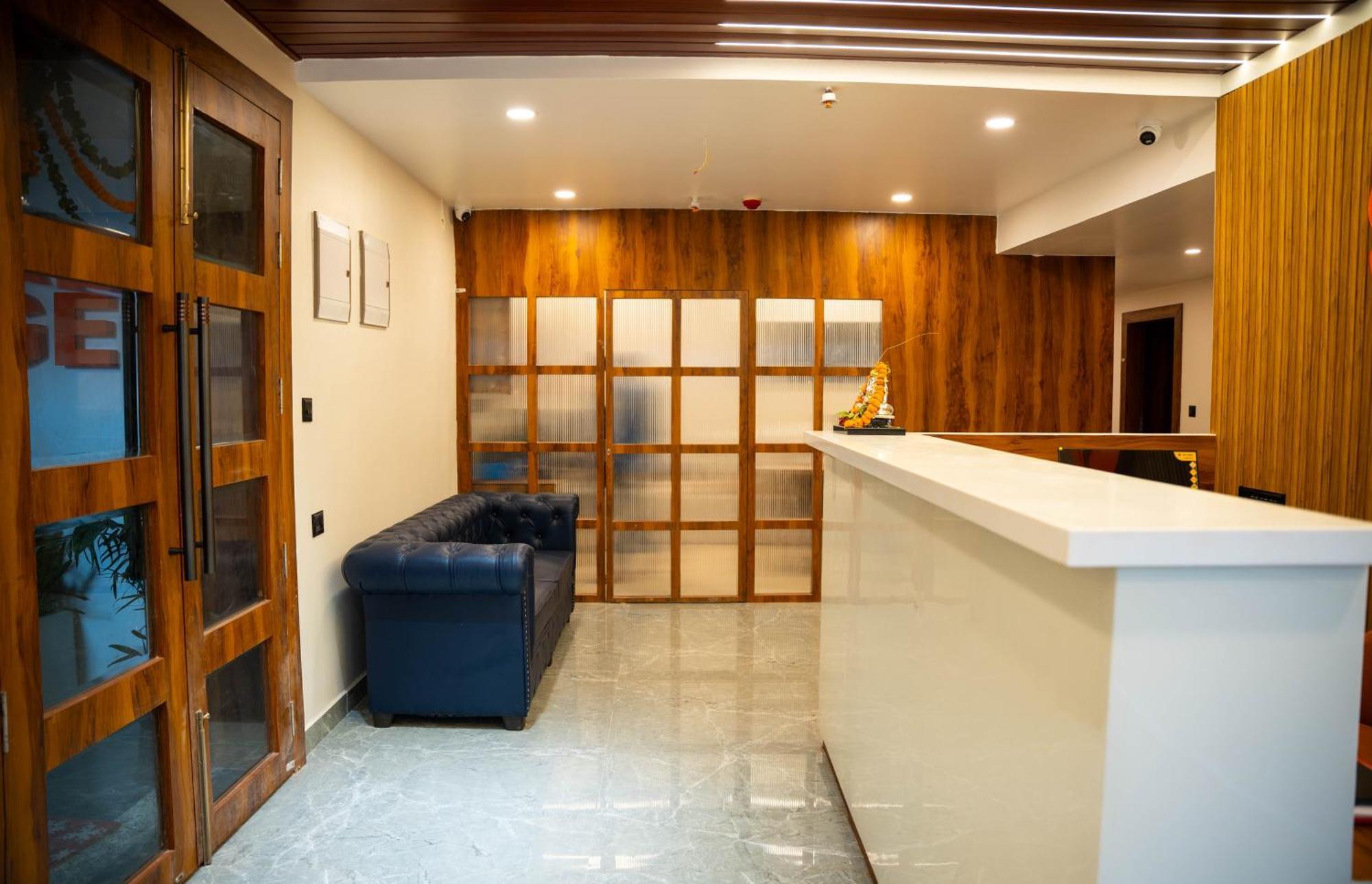 Hotel Orange Bhubaneswar Bagian luar foto
