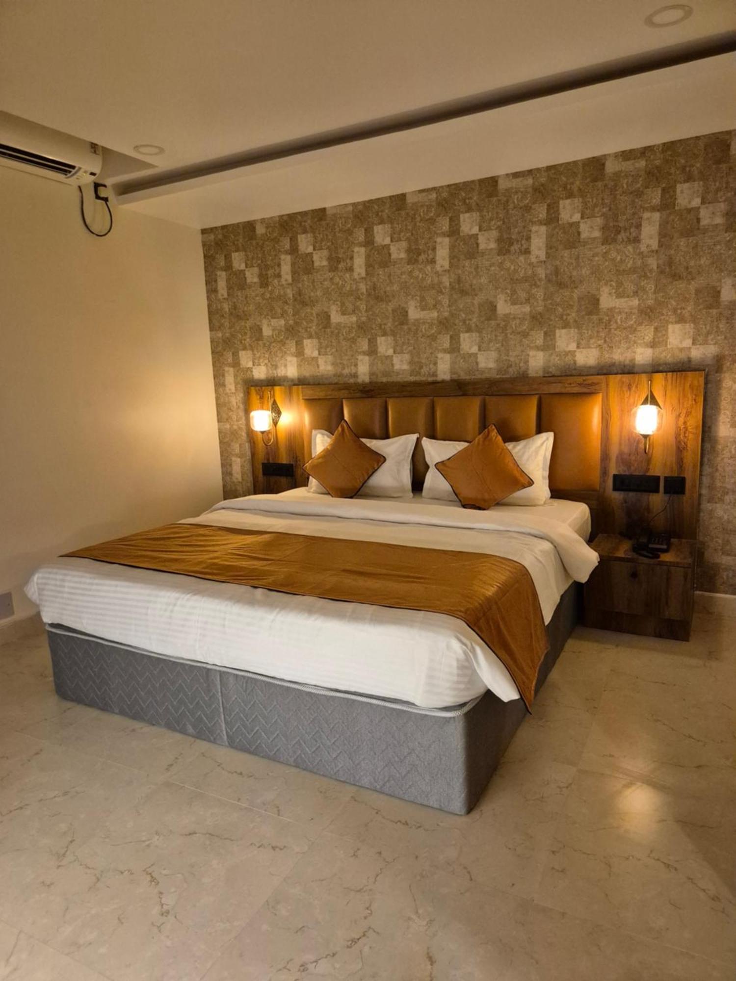 Hotel Orange Bhubaneswar Bagian luar foto