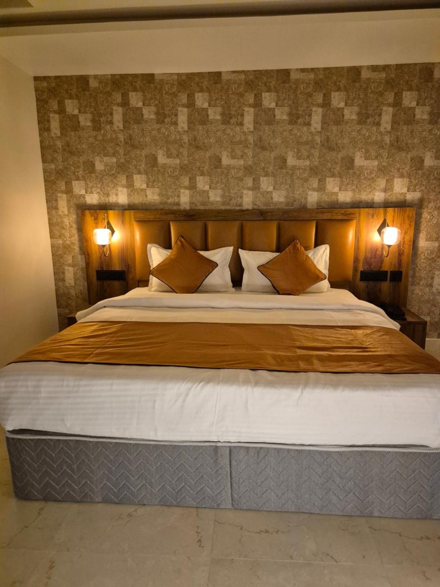 Hotel Orange Bhubaneswar Bagian luar foto