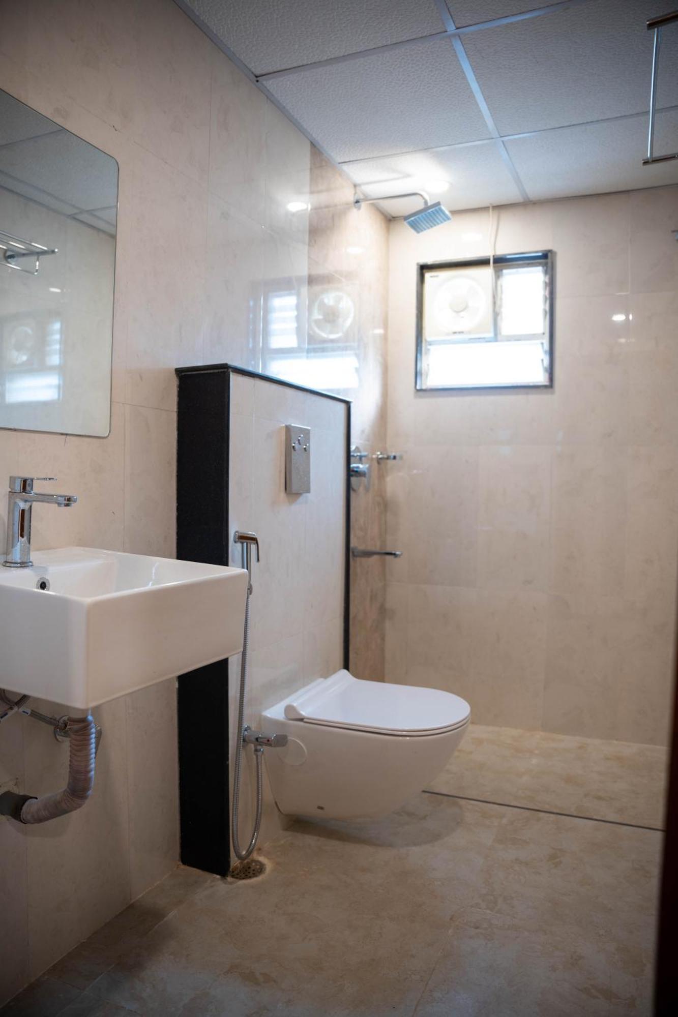 Hotel Orange Bhubaneswar Bagian luar foto