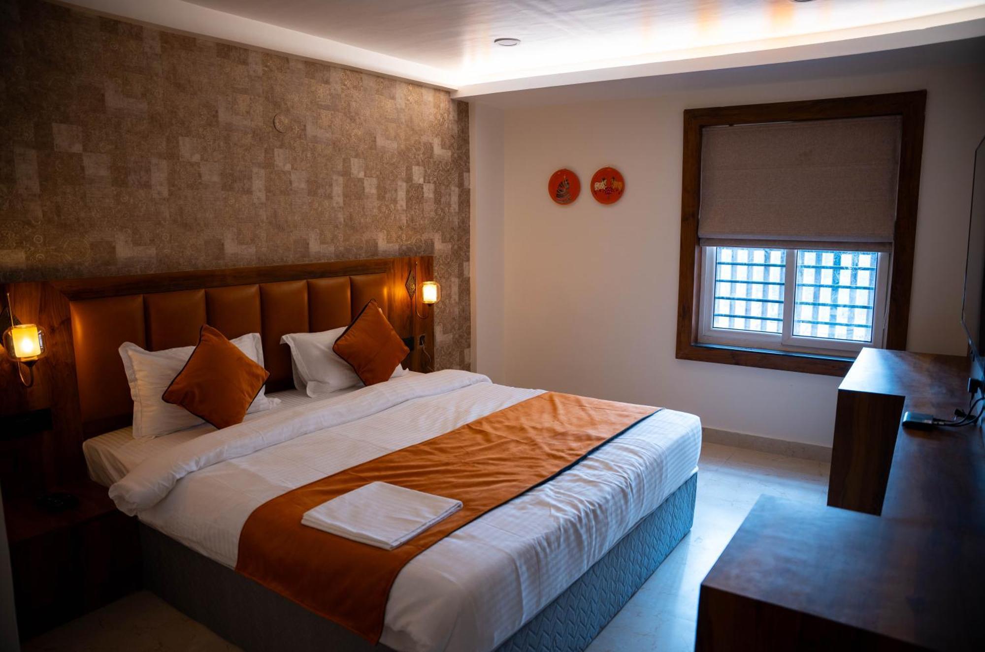 Hotel Orange Bhubaneswar Bagian luar foto