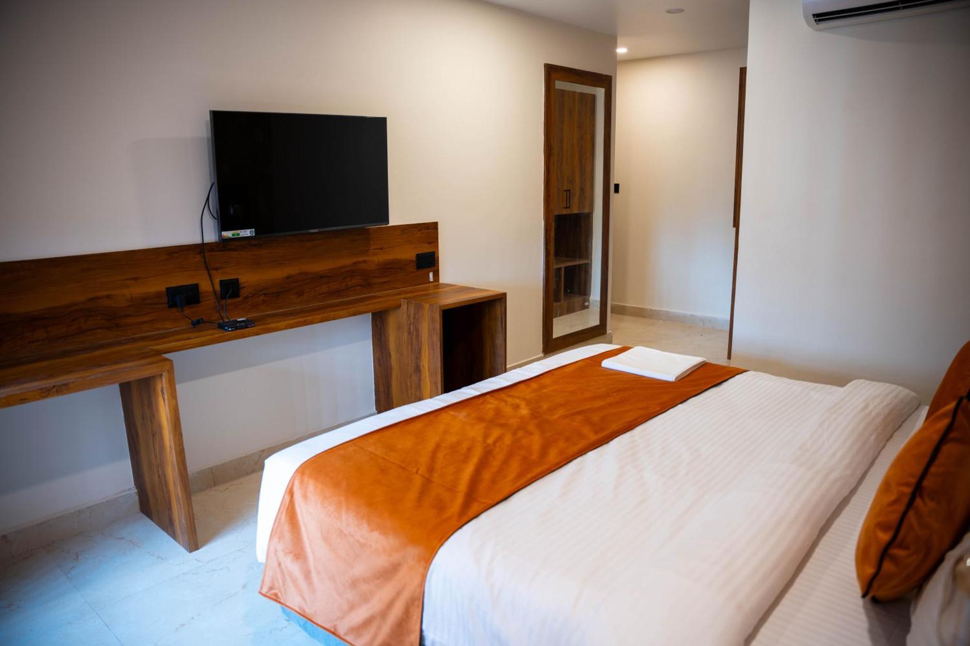 Hotel Orange Bhubaneswar Bagian luar foto